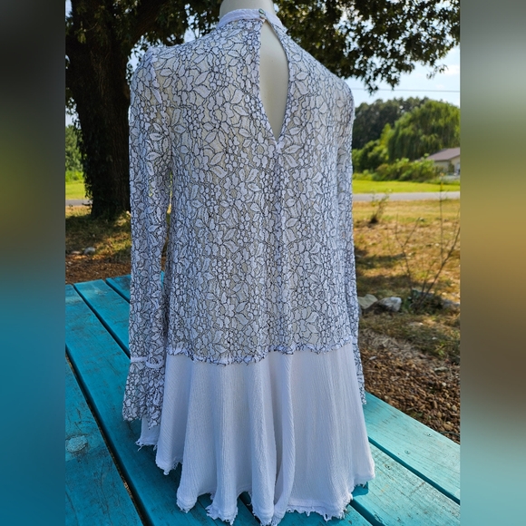 Free People White Lace Cutout Dress/Tunic - Picture 7 of 15